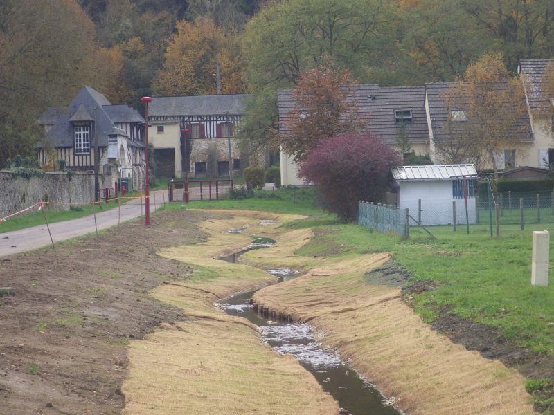 la-restauration-ecologique-du-ruisseau-du-prieure-tranche-1